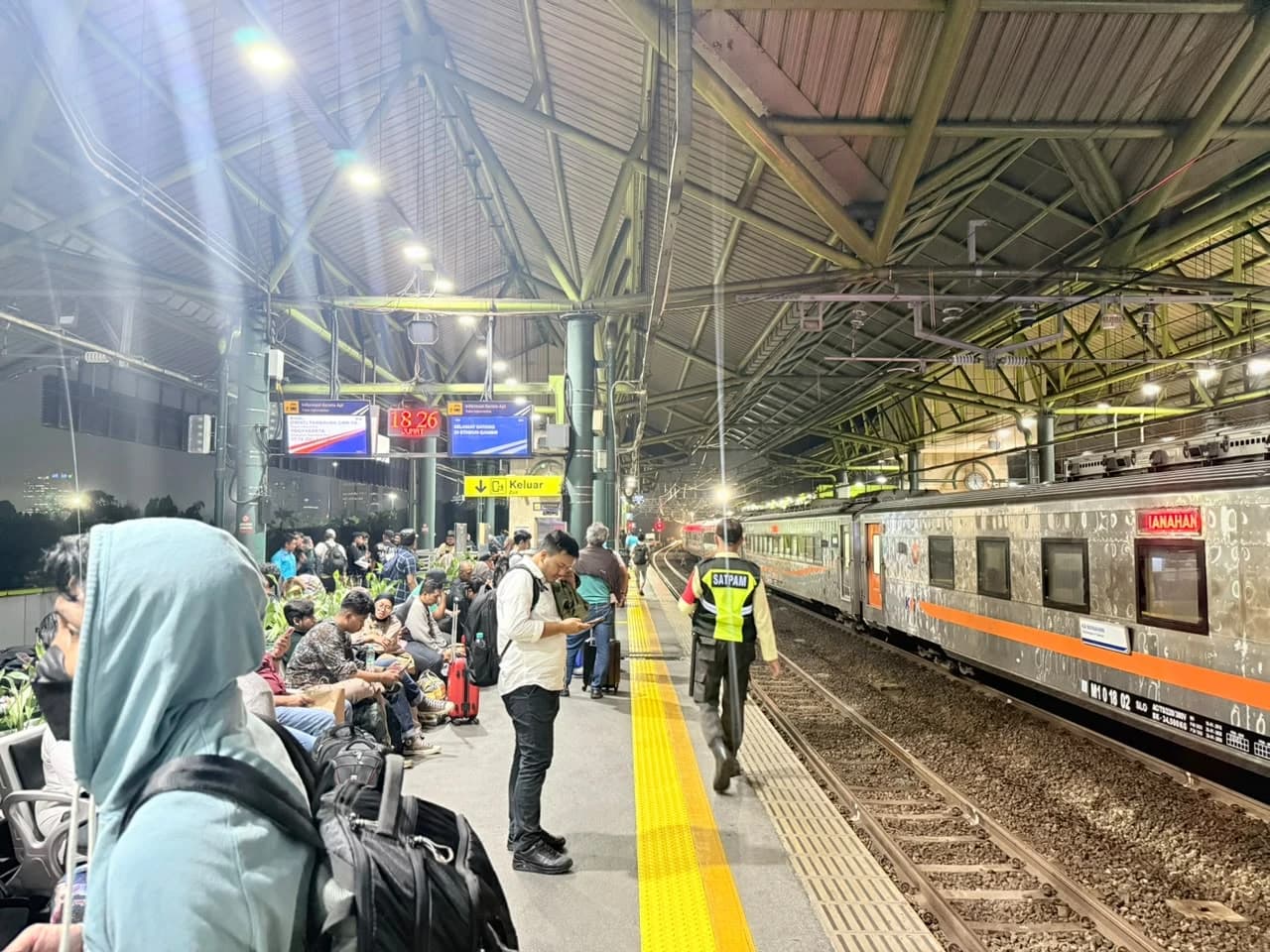 Konektivitas Berbasis Rel Semakin Diminati, KAI Group Layani 214,05 Juta Pelanggan hingga Mei 2026