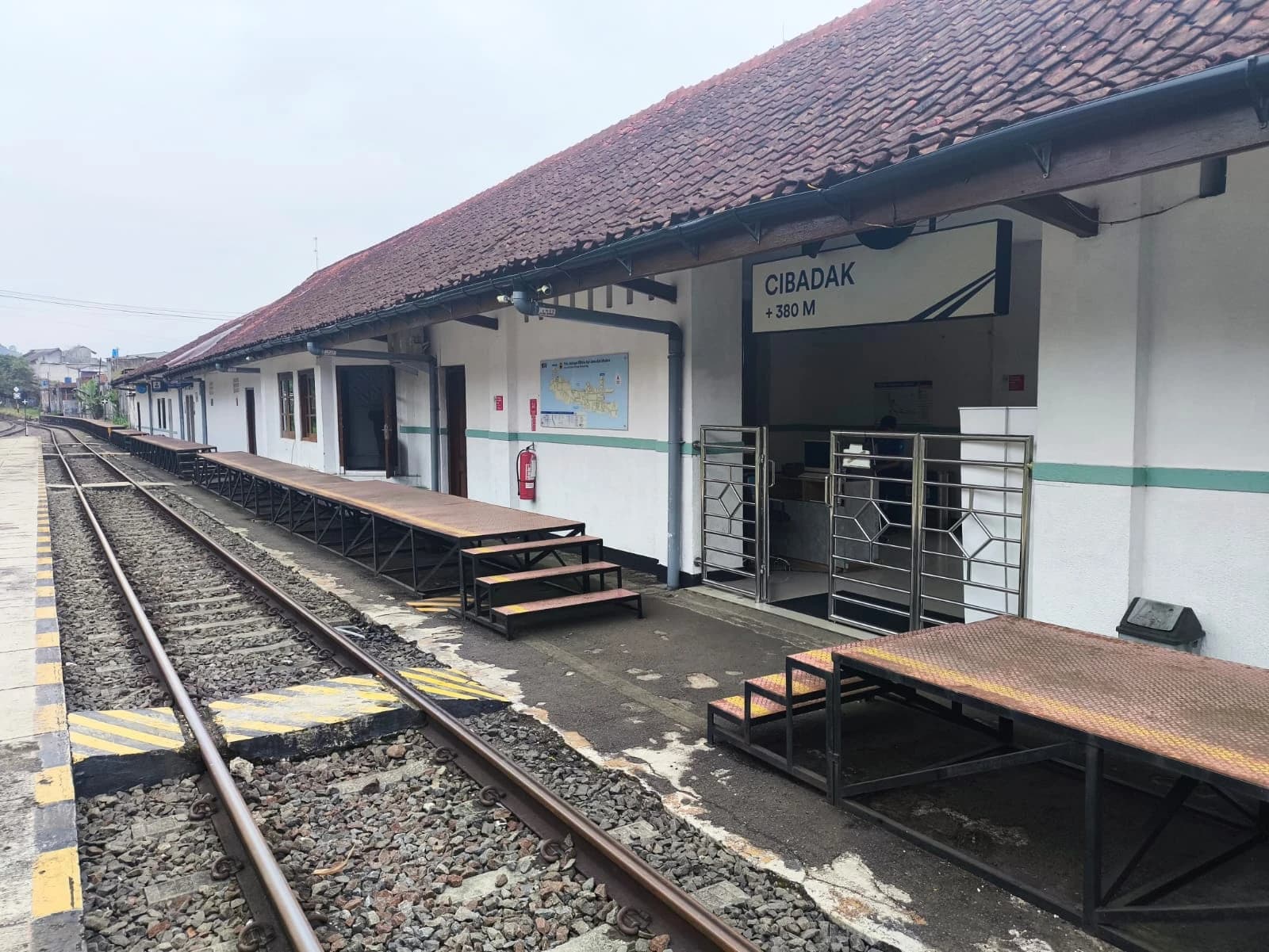 Menyambut Akhir Pekan dari Stasiun Cibadak, Kereta Api Perkuat Akses Wisata dan Mobilitas Sukabumi