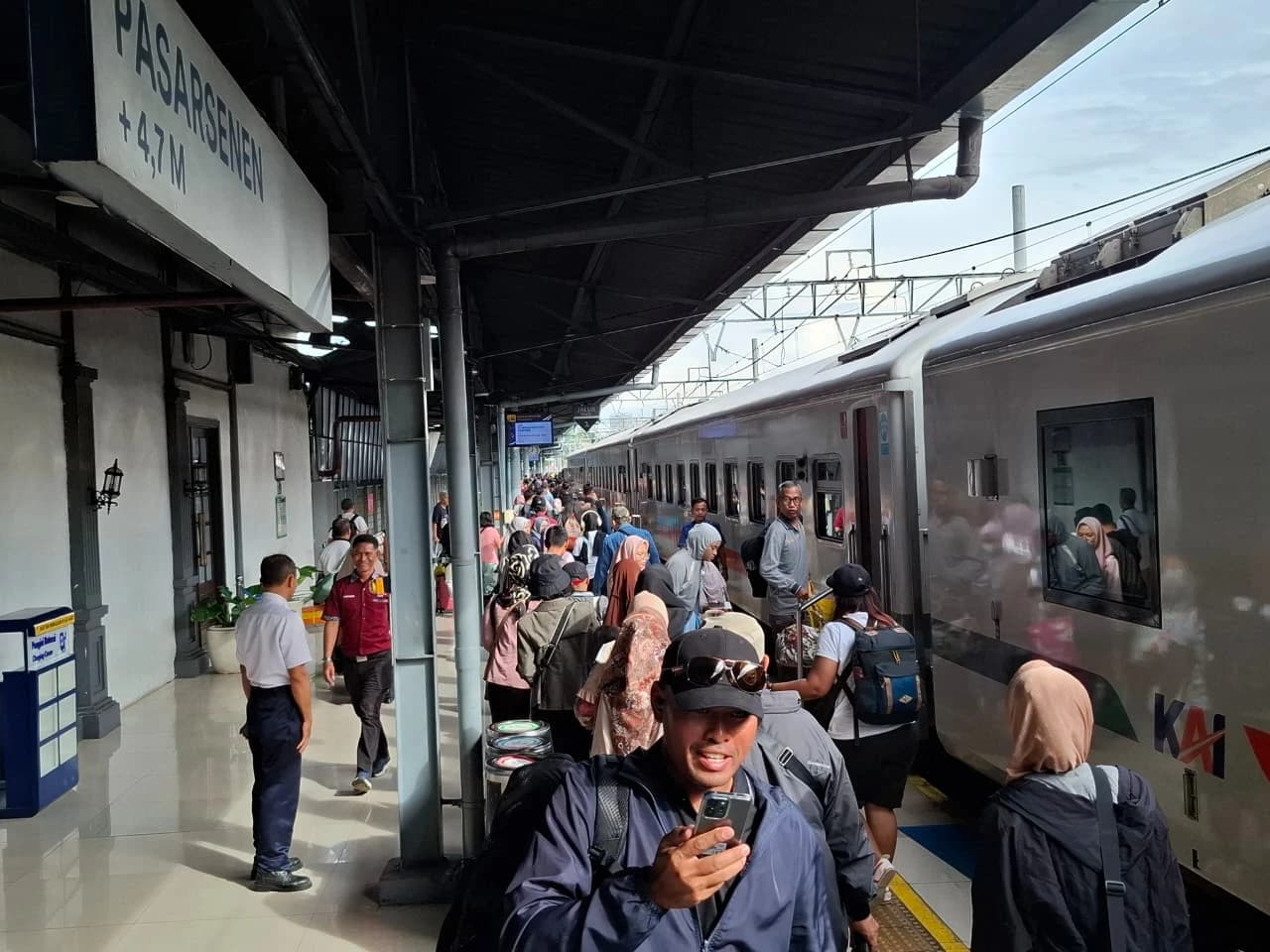 KA Dharmawangsa Layani 180.784 Pelanggan, KAI Perkuat Akses Subang di Lintas Utara Jawa