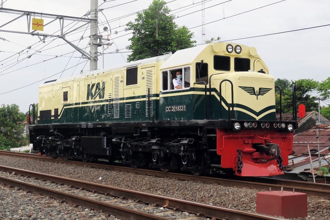 KAI Hadirkan Kembali Livery Lokomotif Tahun 1953-1991