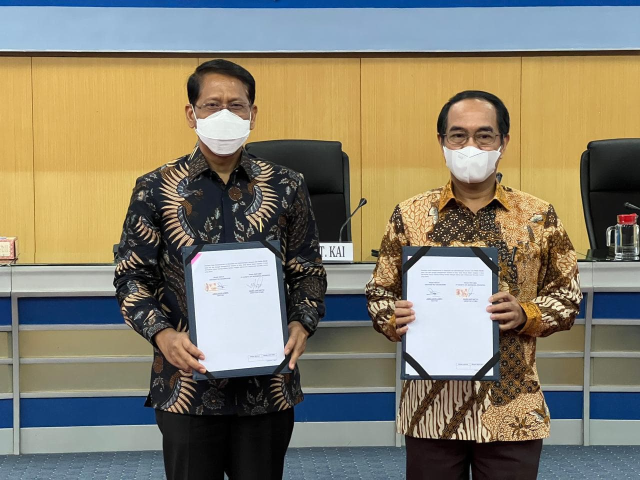 KAI Tandatangani MoU dengan Unhas Terkait Persiapan Pengoperasian KA di Sulsel