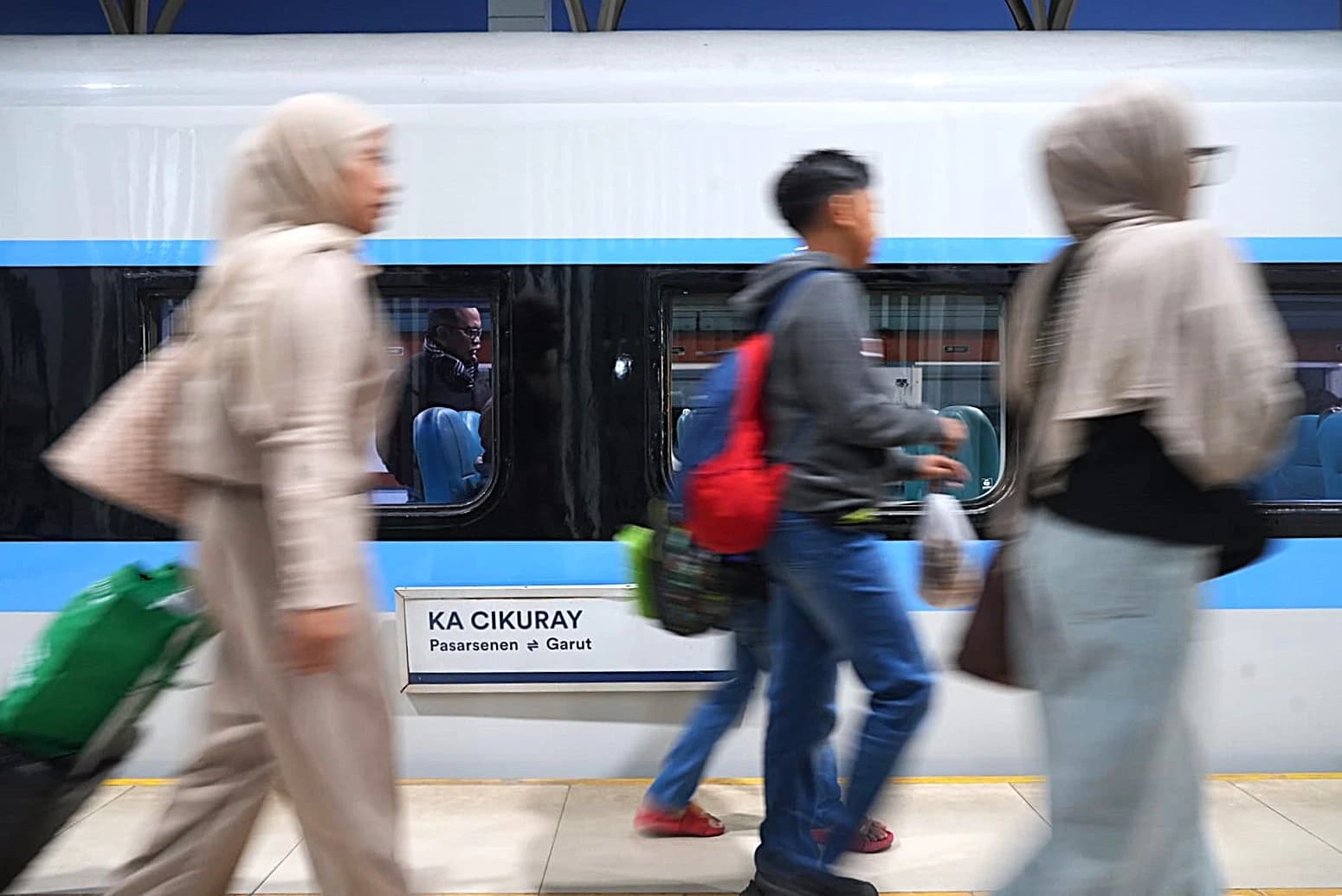 KA Cikuray Hadirkan Kereta Ekonomi Kerakyatan dan Kereta Petani-Pedagang, Jakarta-Garut Cuma Rp45 Ribu!
