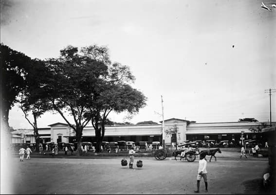 Gambir Station History