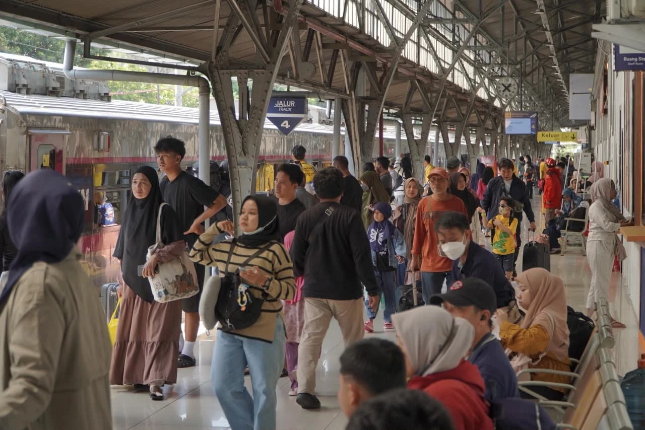 Liburan Sekolah Makin Hemat, 1,1 Juta Kursi Kereta Diskon 30% Ludes Diburu!