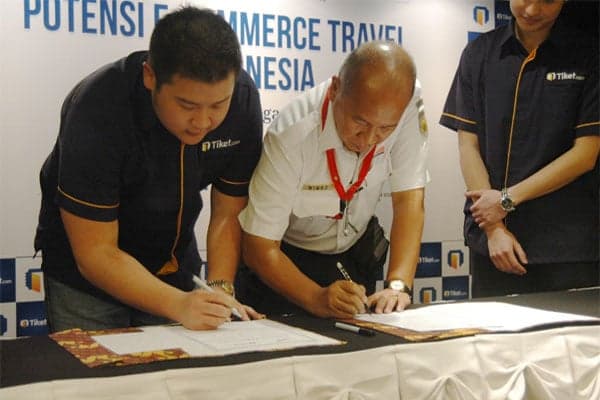 Pemesanan Tiket Kereta Api melalui Tiket.com