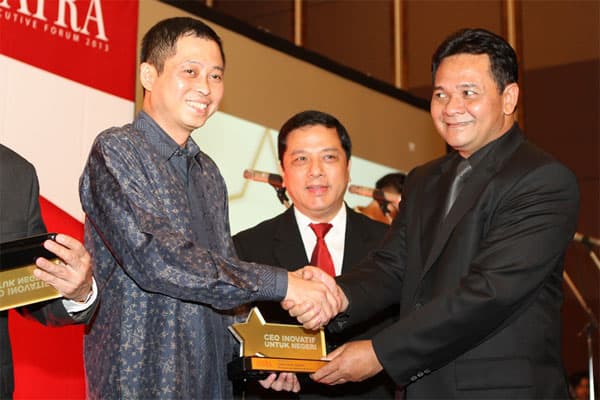 Direktur Utama PT. KAI Dapatkan Penghargaan CEO Inovatif Untuk Negeri
