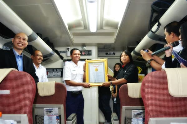 Talkshow Pertama di Atas KA Cetak Rekor MURI
