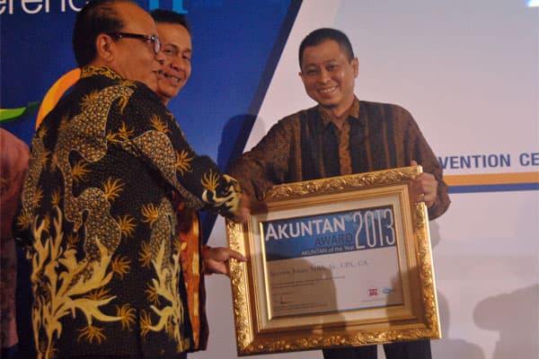 "Akuntan of The Year 2013" Jonan, Untuk Ke-3 Syuhada PT KAI