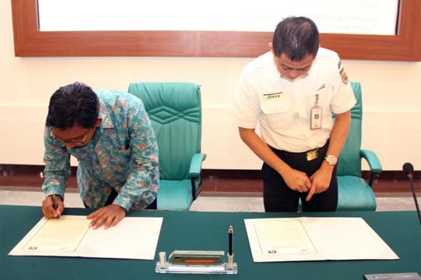 Komitmen Pengendalian Gratifikasi PT KAI - KPK