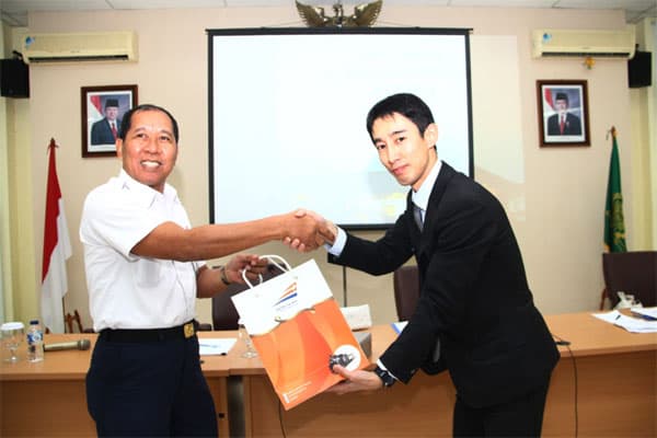 Kunjungan JR East Personnel Service ke PT KAI dan PT KCJ
