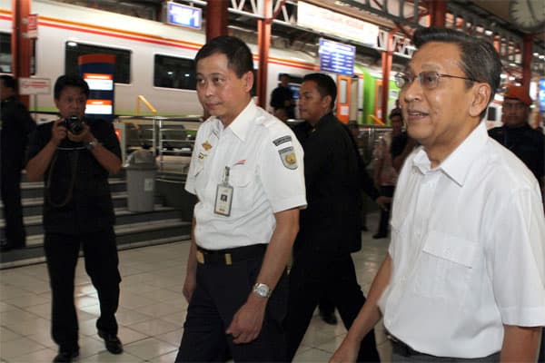 RI 2 Gunakan KA Untuk Meninjau Jalur Ganda Semarang Sampai Bojonegoro