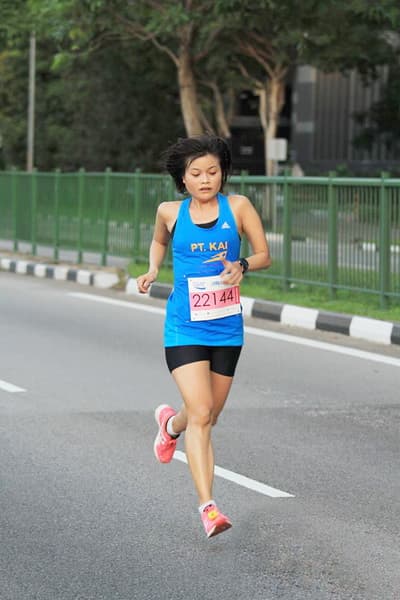 Atlet Marathon Binaan PT KAI Raih Prestasi di Singapura