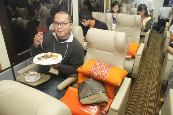 Jalin Kekerabatan Melalui Gathering
