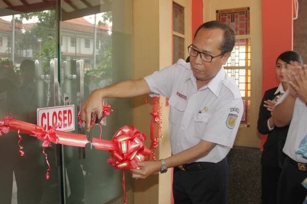 Grand Opening CafÃ© Big 99