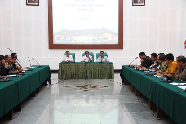 Benchmarking Angkasa Pura II ke Kantor Pusat PT KAI