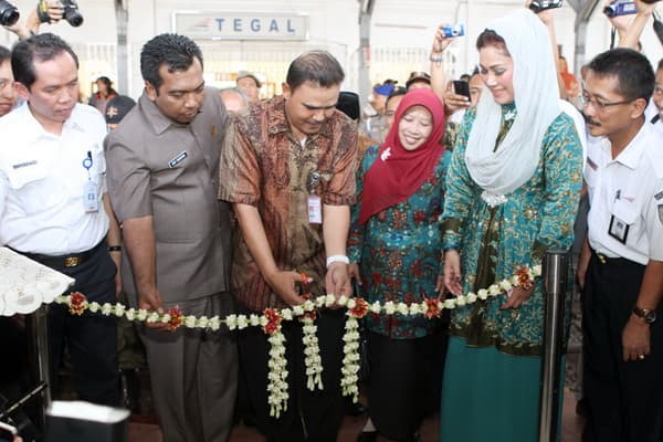 KA Tegal Bahari Layani Warga Tegal Tuju Jakarta