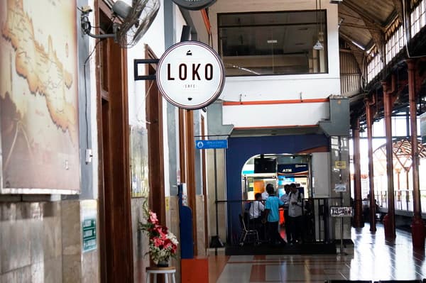 Loko Cafe, Cafe dengan Konsep Industrial dan Nuansa Heritage Hadir di Stasiun Yogyakarta