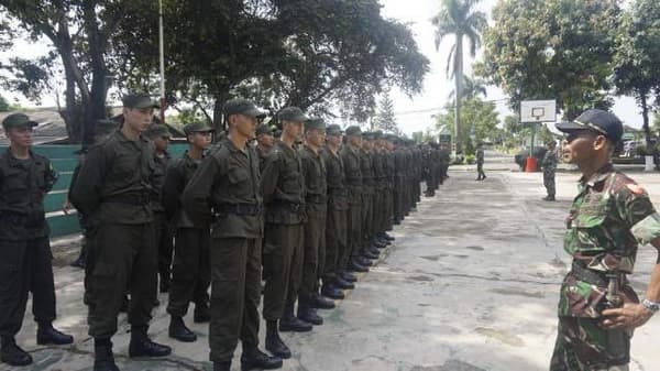 Crew Captain, Pramugara, dan Pramugari KA Ikut Pelatihan Kedisiplinan