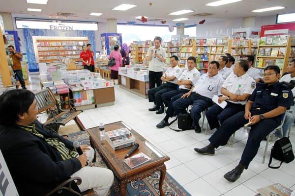 Talk Show Publikasi Penerbitan Buku KAI Recipe