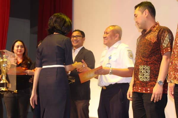 KAI Raih Penghargaan di Bidang Pelayanan