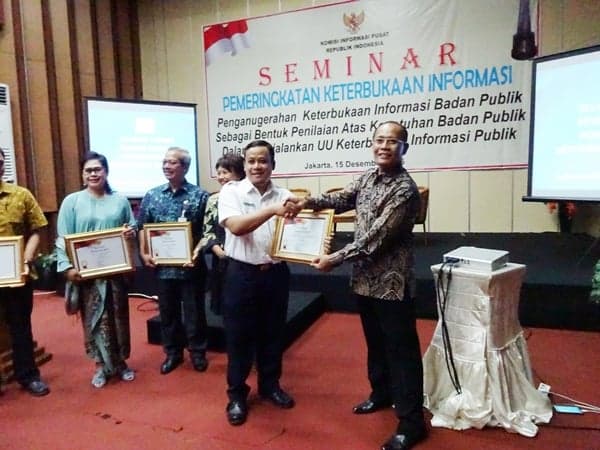 KAI Raih Peringkat ke-4 Keterbukaan Informasi Badan Publik Tahun 2015