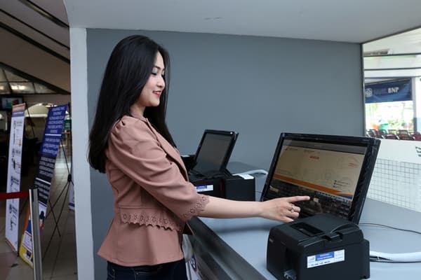 Uji Coba Penerapan Sistem Check-In dan Boarding Pass 