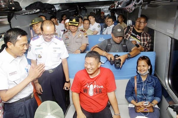 KAI Luncurkan KA Tawang Jaya Rangkaian Panjang