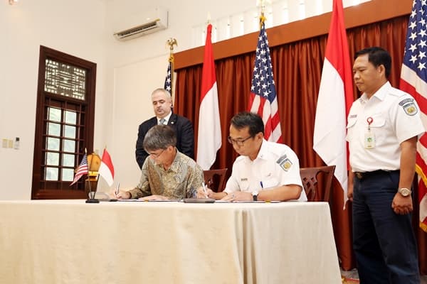 KAI dan USTDA Tandatangani Grant Agreement