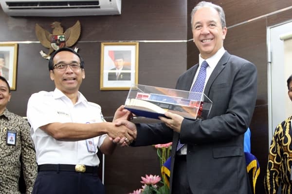 Menteri BUMN Namibia Belajar Perkeretaapian ke KAI