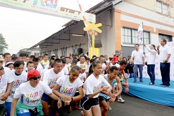 Menteri BUMN Saksikan Mou KAI dengan 7 BUMN