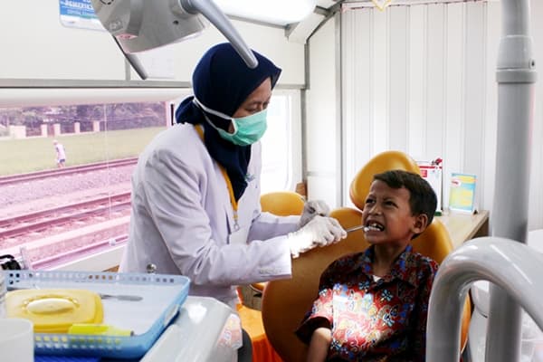 Rail Clinic, Ketika Layanan Kesehatan Dilakukan di Atas Gerbong Kereta Api