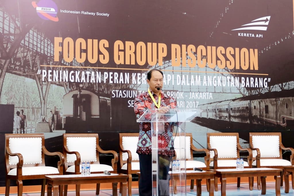 Usaha Kereta Barang Menjadi Primadona