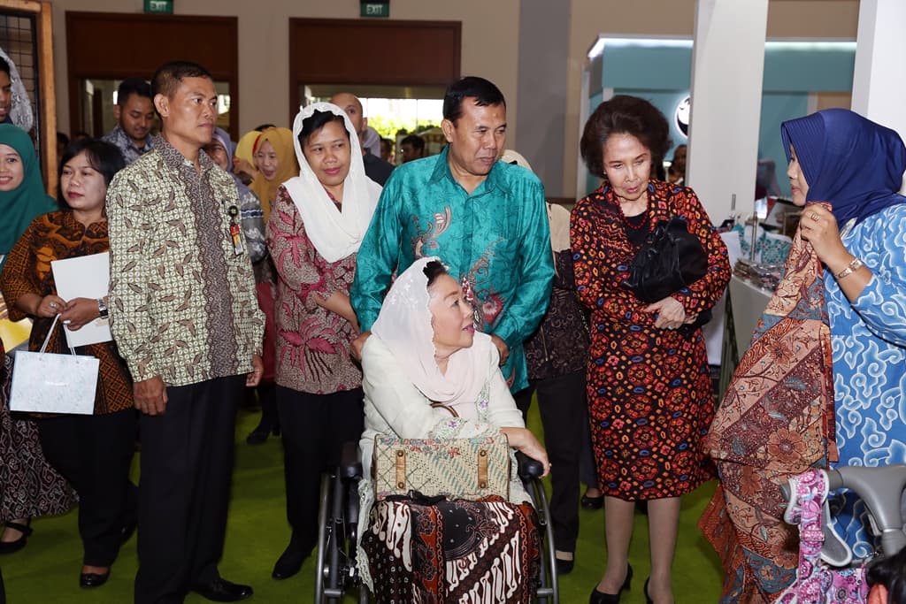 Pameran Kain Unggulan Tradisional Adiwastra Nusantara 2017