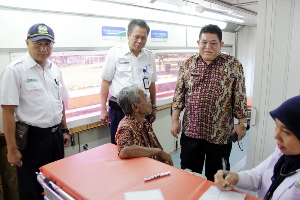 Stasiun Cianjur Kedatangan Rail Clinic