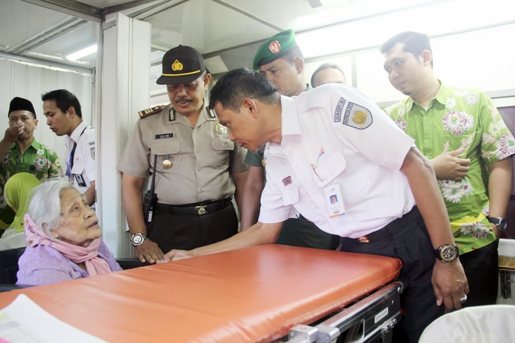 Rail Clinic Sapa Masyarakat Stasiun Bangil