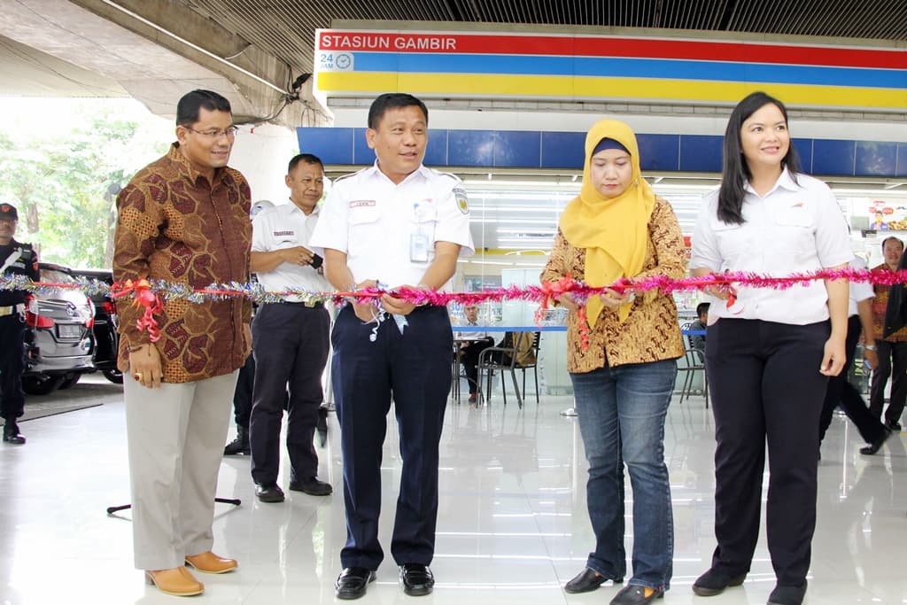 Pojok UMKM Indonesia Diresmikan di Stasiun Gambir