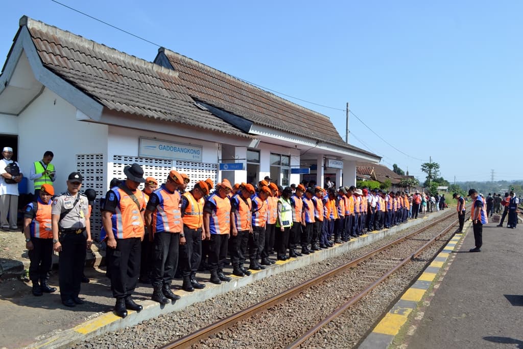 KAI Bebaskan  Lahan untuk Jalur Kereta Cepat
