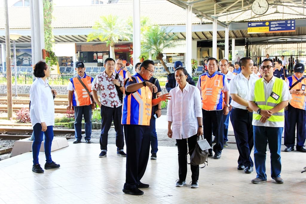 Menteri Bumn Pantau Lintas Bandung-Rancaekek