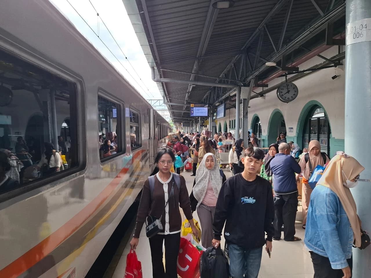Dukung Stimulus Pemerintah 30 Persen, KAI Siapkan Lebih dari 1,2 Juta Tempat Duduk selama Angkutan Lebaran