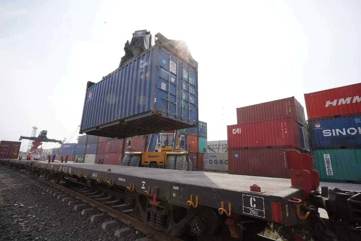 KAI Angkut 50,7 Juta Ton Barang, Perkuat Distribusi Logistik Nasional