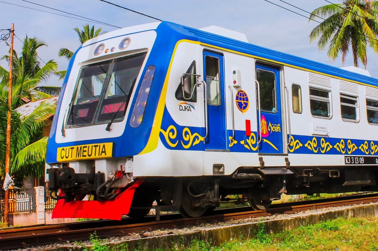Kereta Rel Diesel