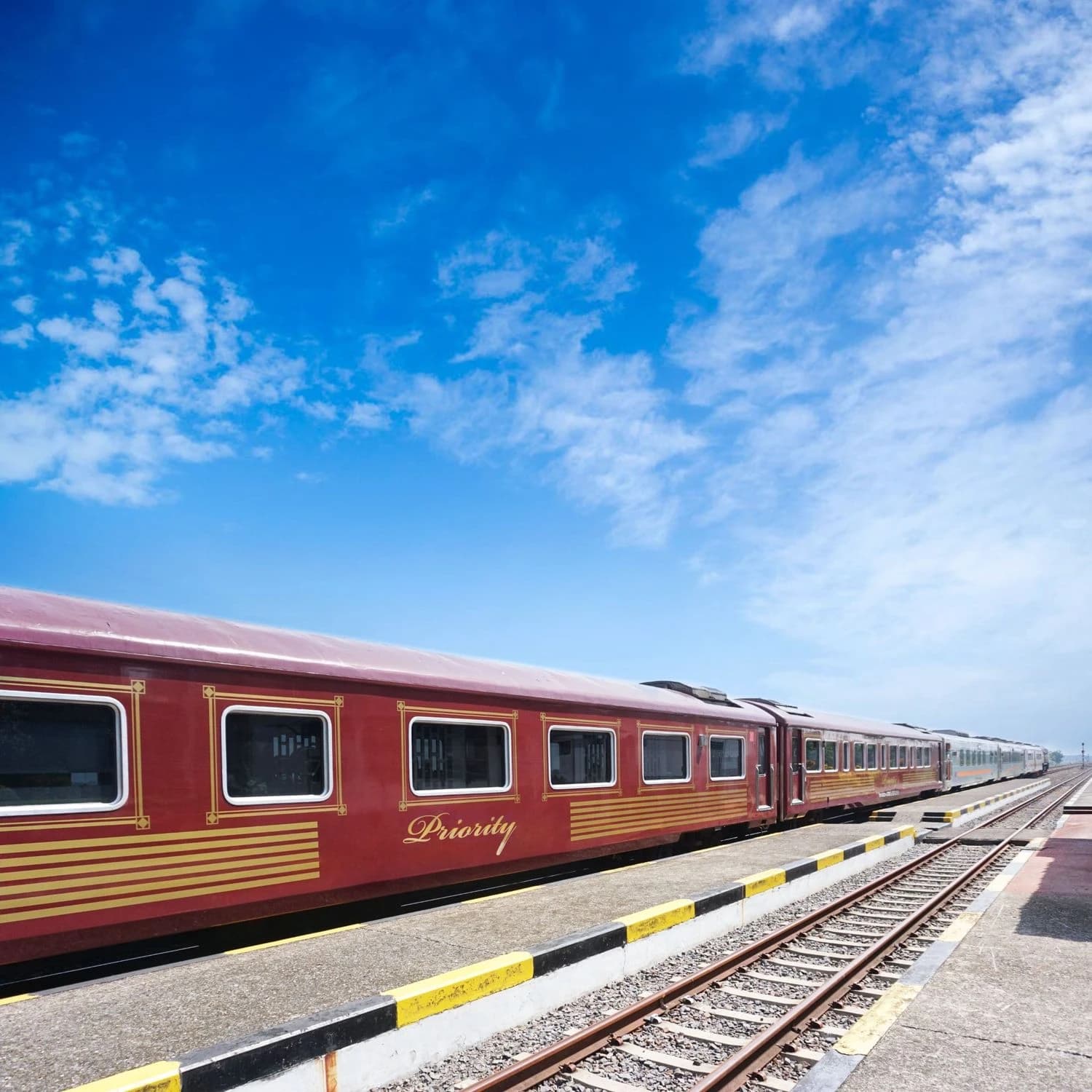Kereta Wisata