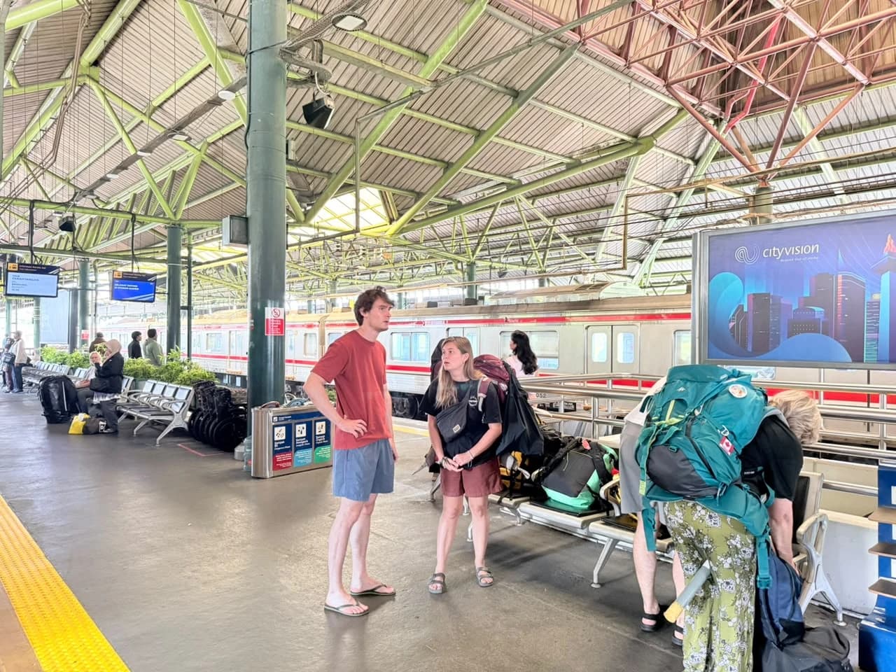 Tak Hanya di Kota Besar, Wisman Temukan Cara Baru Menjelajah Indonesia Bersama KAI