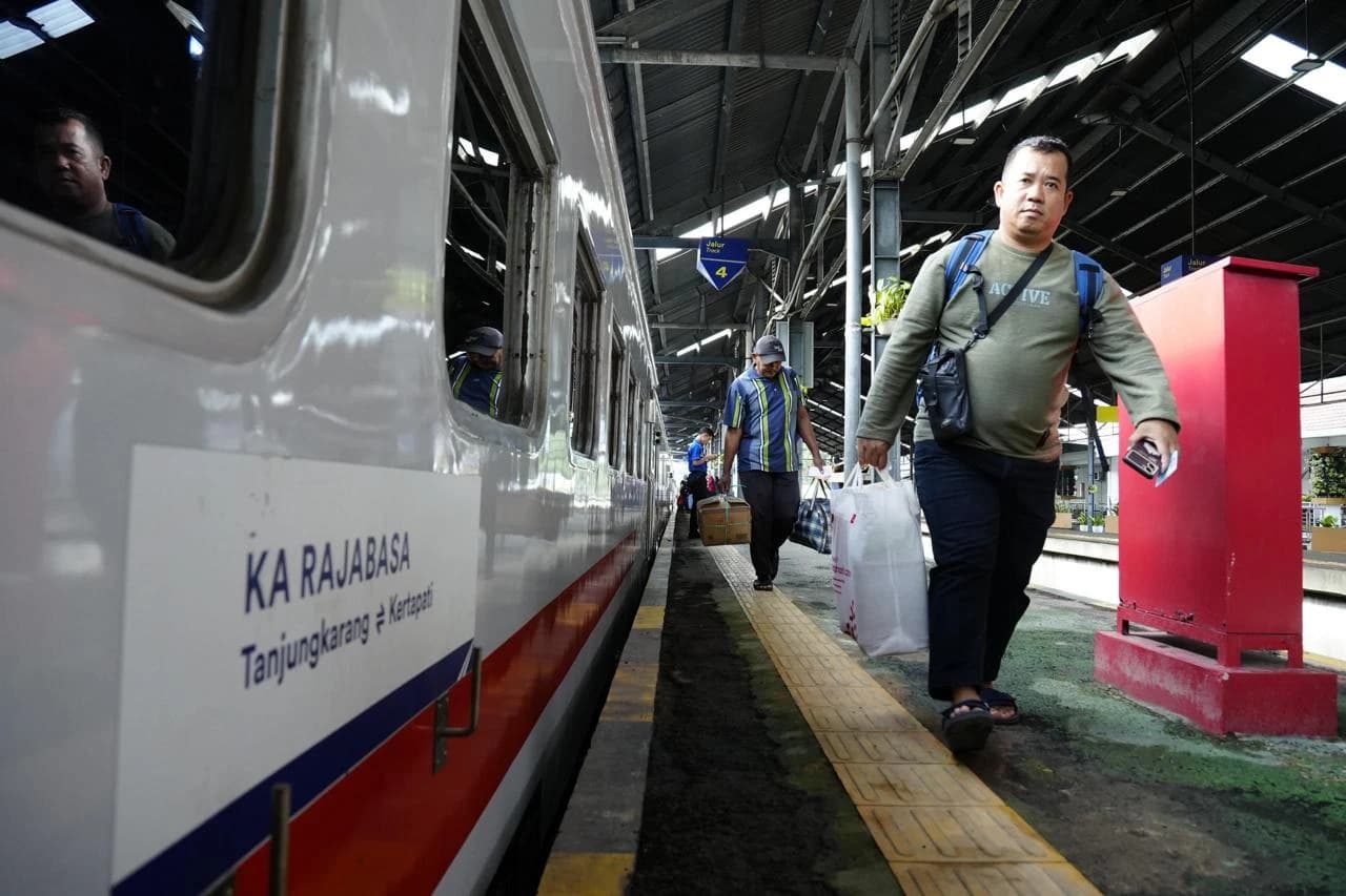 Naik Kereta Makin Hemat! PSO dan KA Perintis Terus Bantu Jutaan Masyarakat Bepergian dengan Nyaman