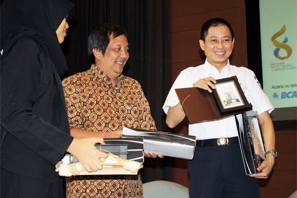 Dirut PT KAI Berbagi Gaya Kepemimpinan di UGM