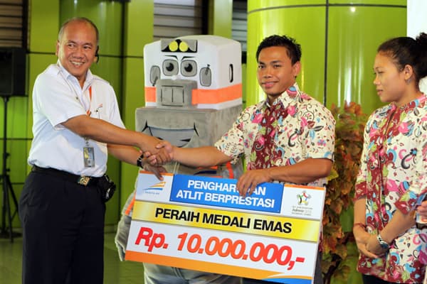 Pemberian Tali Asih Atlit ISG 2013