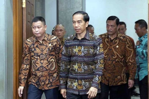 Penandatanganan Kontrak Perawatan Prasarana KA Sebesara Rp 1,65 T