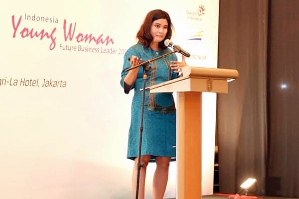 KAI Raih Penghargaan dalam Indonesia Young Woman Future Business Leaders 2016