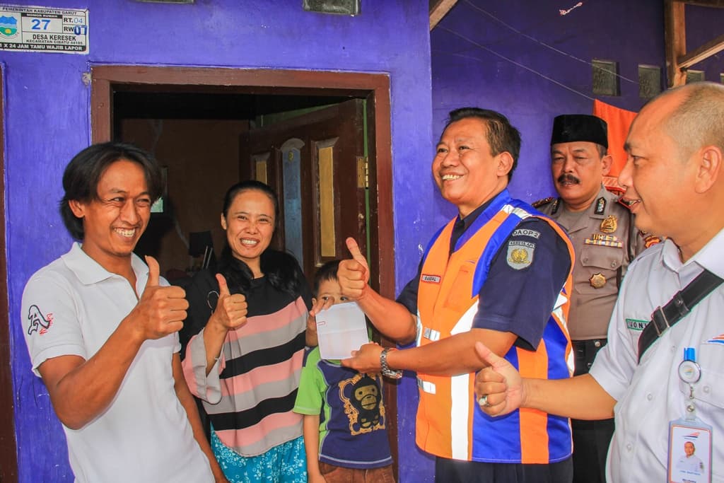 Penyerahan Biaya Bongkar untuk Reaktivitas Cibatu – Garut