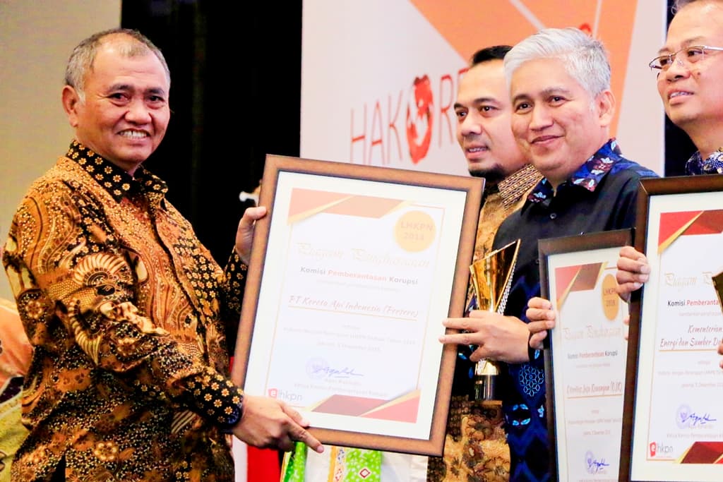 Patuh Laporkan LHKPN, KAI Raih Penghargaan dari KPK